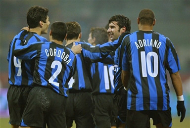 仅让他跻身 仅让他跻身