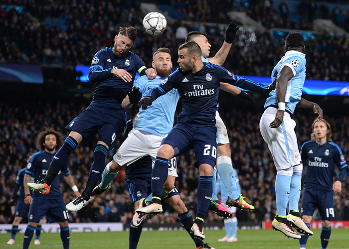 也表现在对 也表现在对