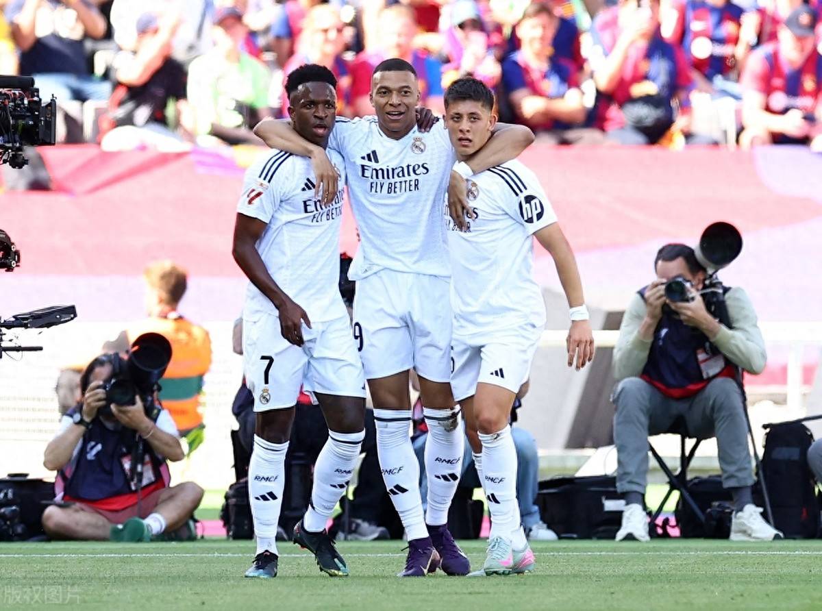 尽管赛季仍 尽管赛季仍