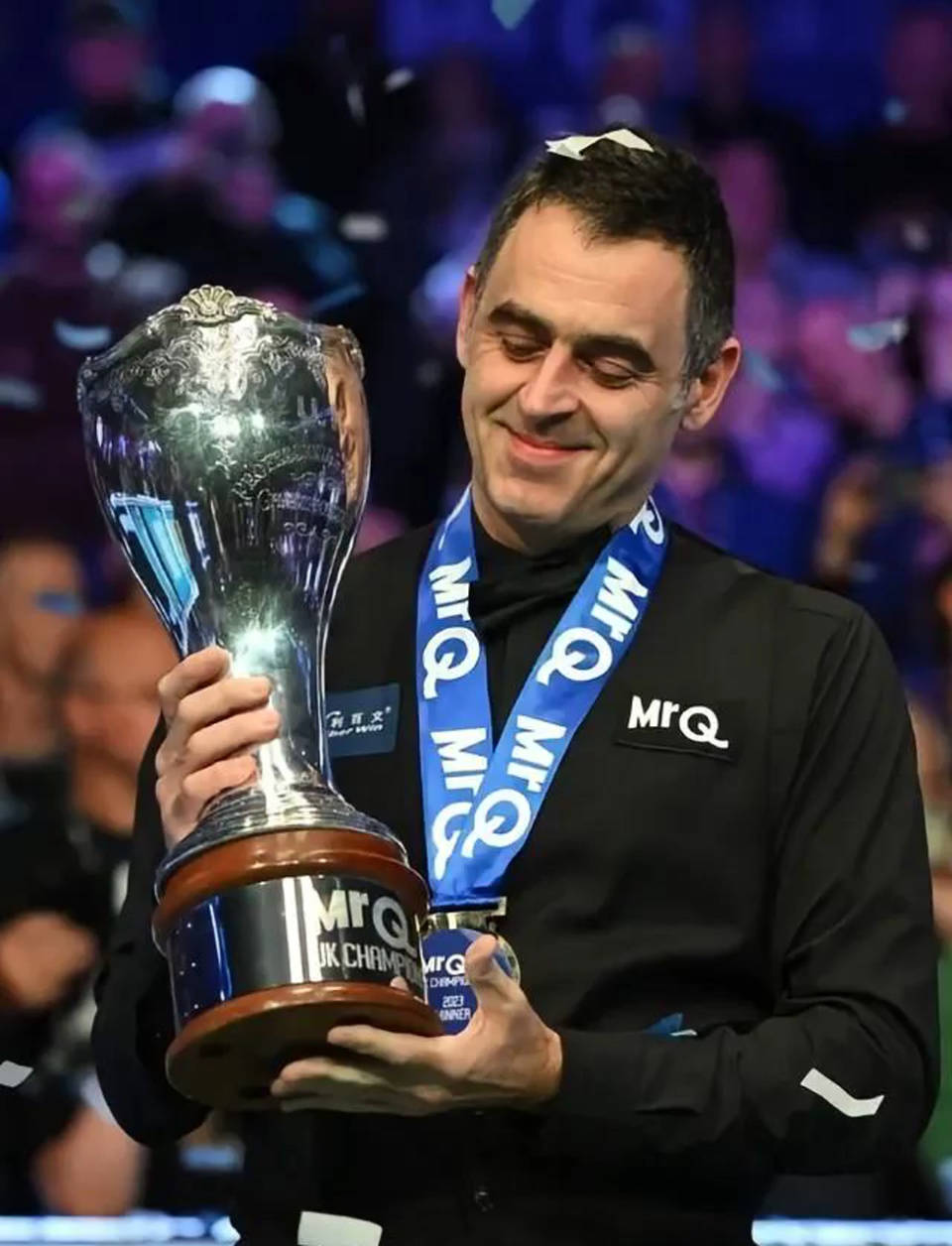 替补球员在 替补球员在