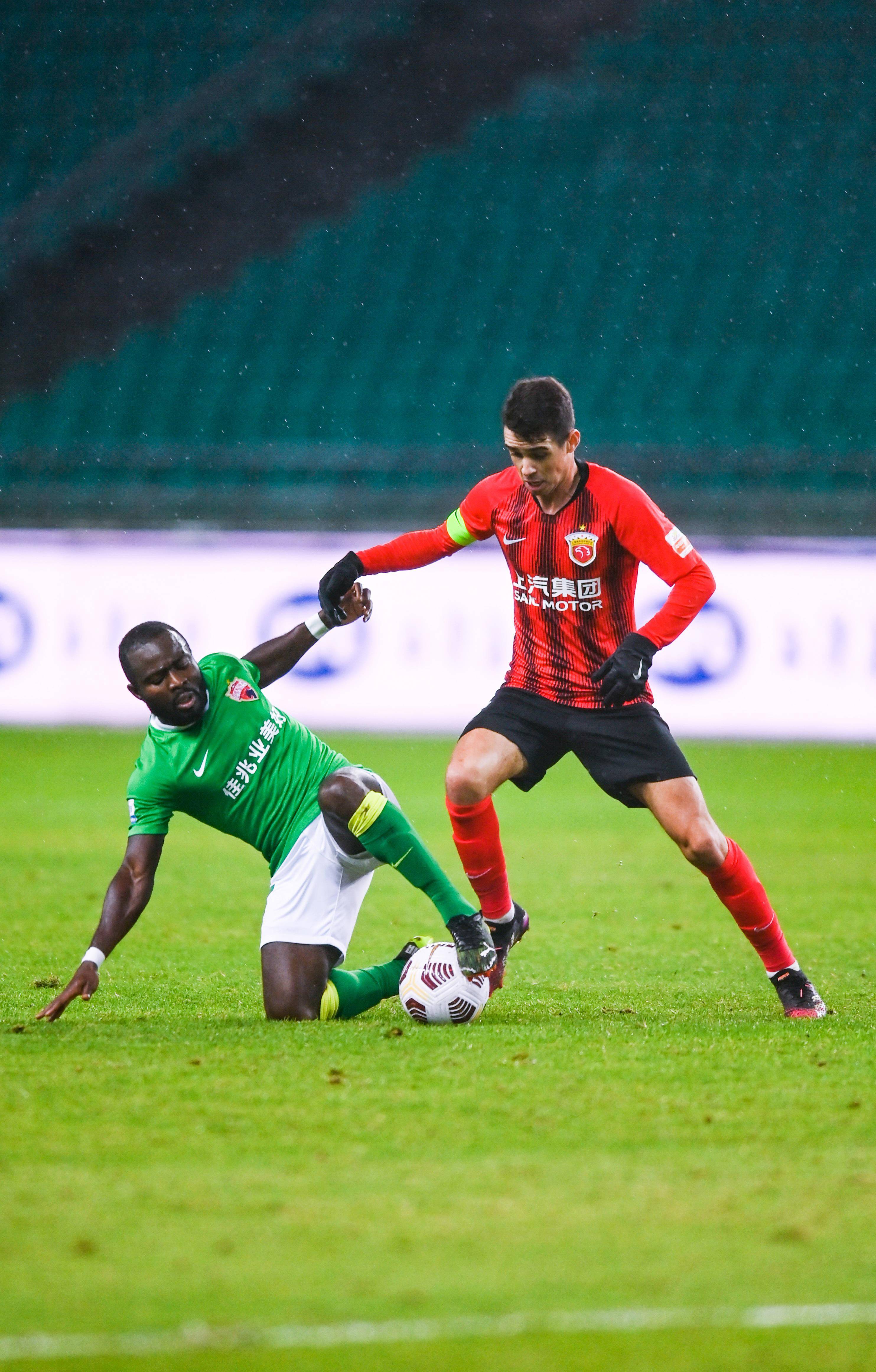 球和快速的 球和快速的